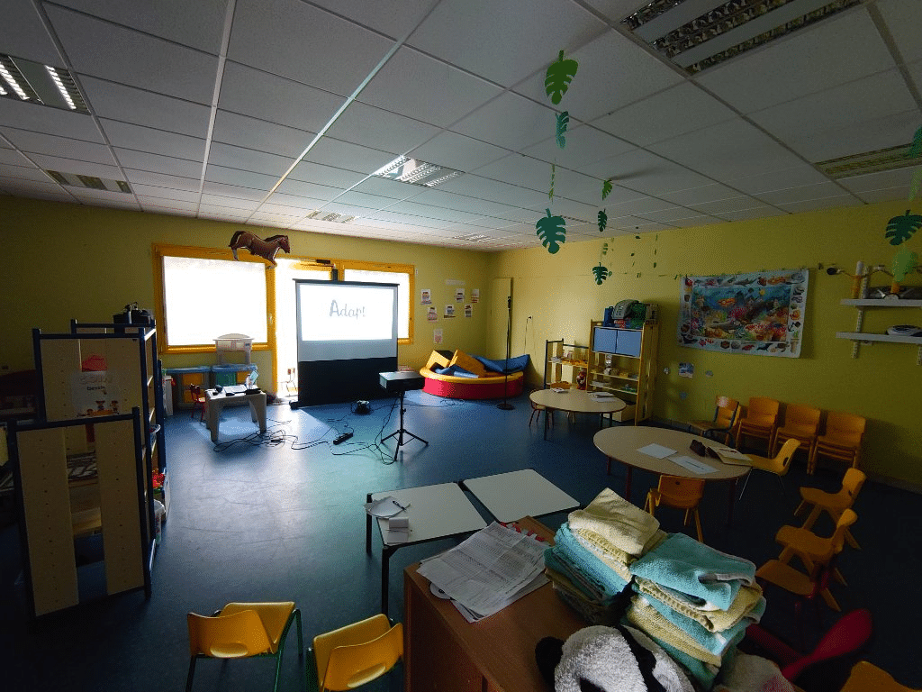 Formation ADAPT animée dans une salle d'établissement médico-social